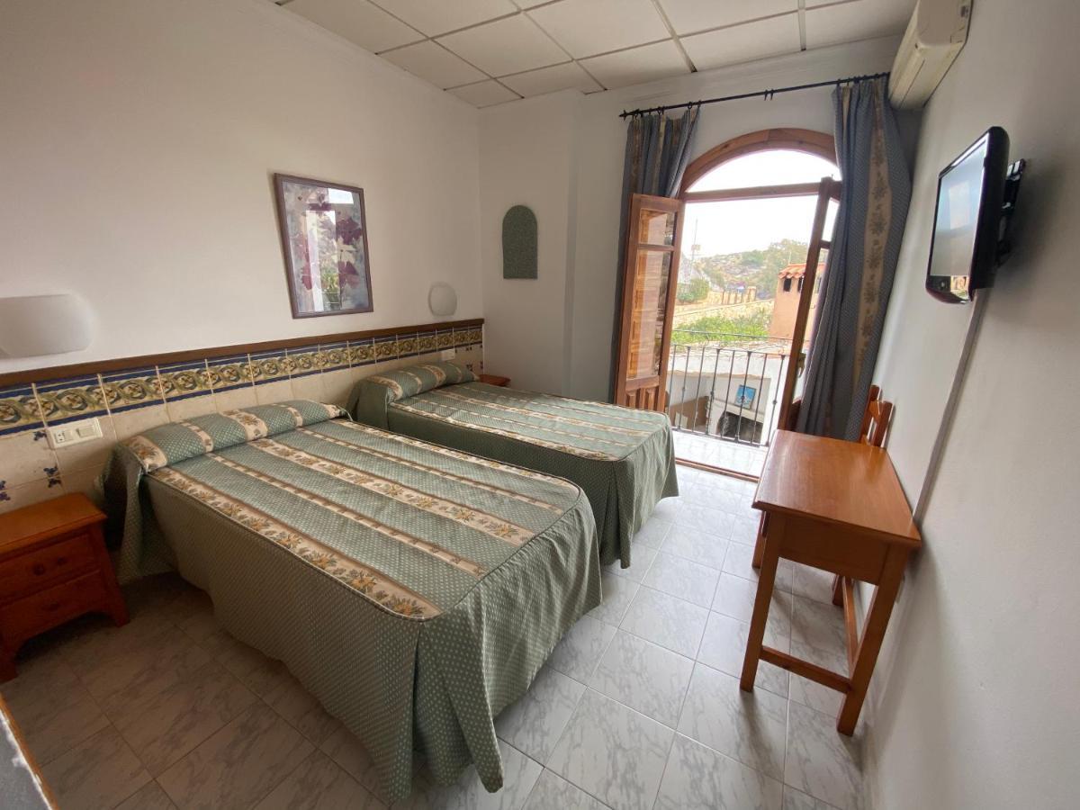 מוחקאר Hotel Simon מראה חיצוני תמונה
